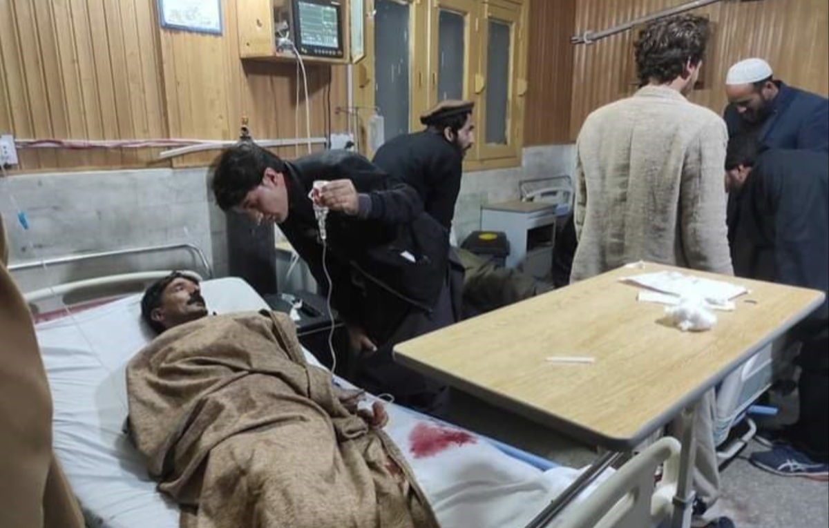 Eight Bus Passengers Killed By Unknown Gunmen In Northern Pakistan | Amu TV