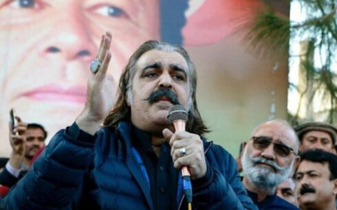 د خیبر پښتونخوا پخوانی اعلی وزیر